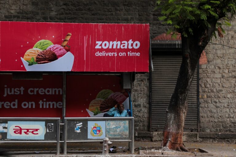 Zomato привлекла $1 млрд в рамках первого крупного сбора средств с момента листинга в 2021 году