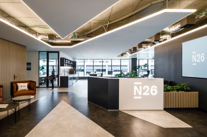 Вестибюль офиса N26 в Барселоне