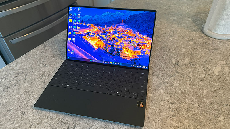 Ноутбук Dell XPS 13 9345 с процессором Snapdragon Elite X