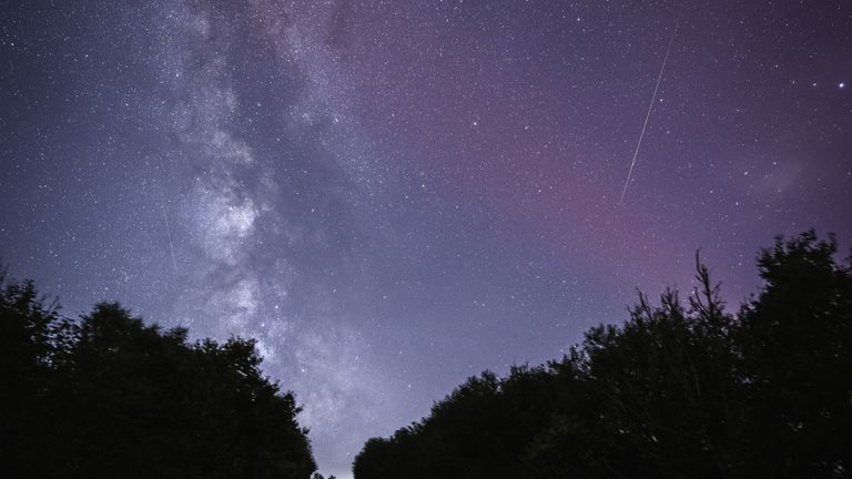 Валлийский астрофотограф Дэфид Вин Морган запечатлел метеоритный дождь