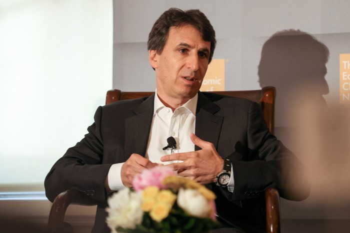 Марк Роуэн, генеральный директор Apollo Global Management