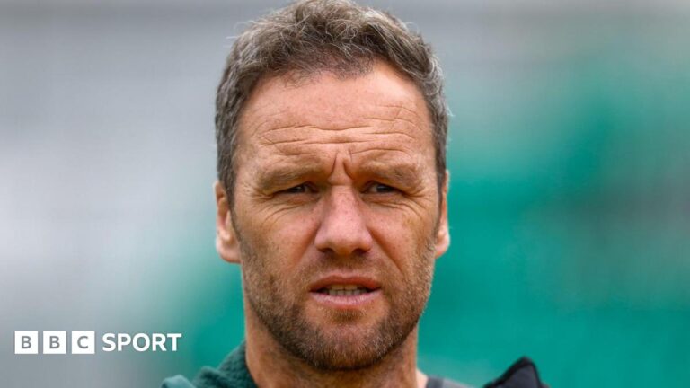 Марк Джонс: Главный тренер New Ospreys готовится к первому матчу Scarlets