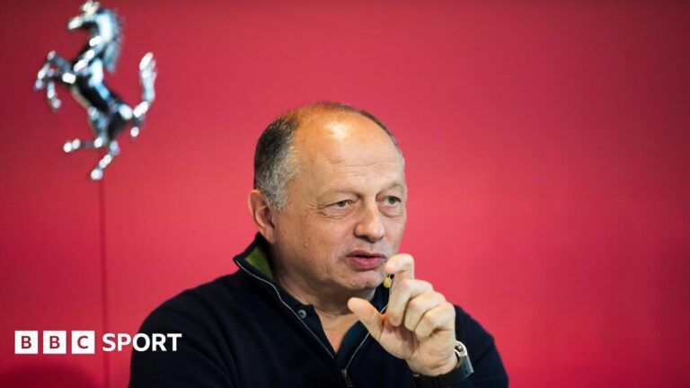 Льюис Хэмилтон: Ferrari «не обеспокоена» недавней формой нового пилота Mercedes