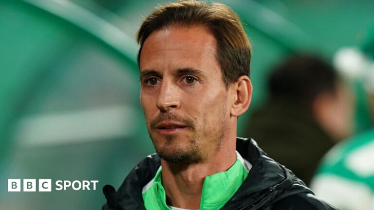«Спортинг» уволил преемника Рубена Аморима Жоау Перейру и назначил Руя Борхеса