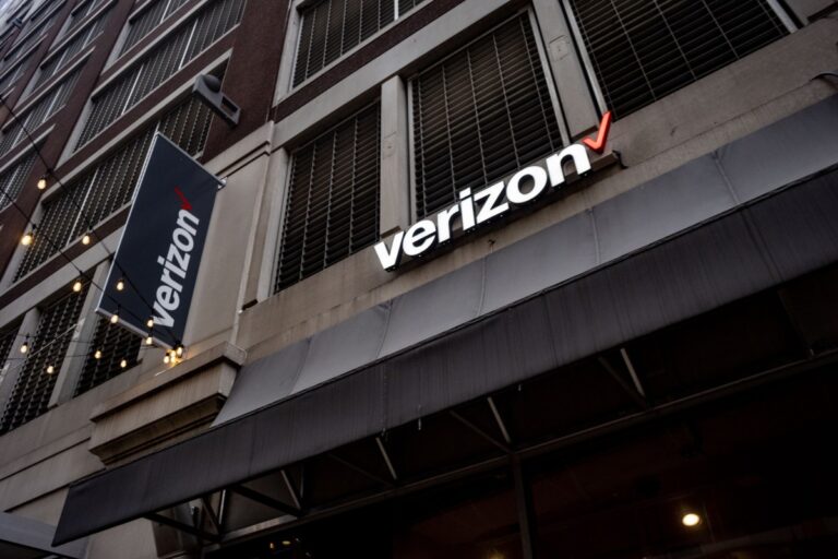 Verizon заявляет, что защитил свою сеть после взлома связанной с Китаем группы Salt Typhoon