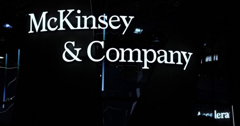 McKinsey & Company соглашается выплатить федеральным властям компенсацию в размере 650 миллионов долларов из-за работы с опиоидами