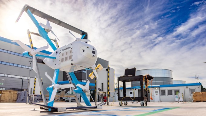 Сервис Amazon Prime Air Drone отправляется в этот британский город