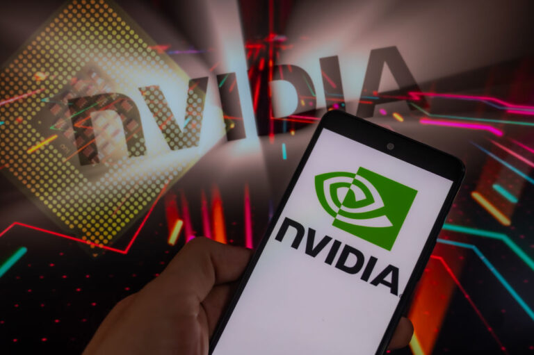 Nvidia выпускает больше инструментов и средств защиты, чтобы подтолкнуть предприятия к внедрению агентов искусственного интеллекта