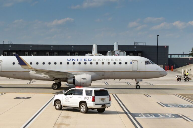 United Airlines ускоряет развертывание Starlink: первый коммерческий рейс запланирован на весну