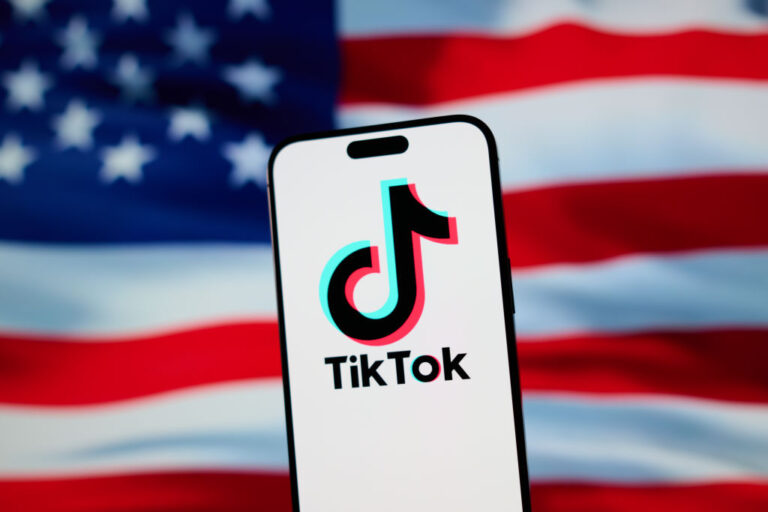 TikTok восстанавливает работу в США