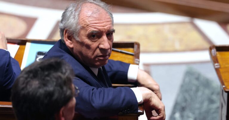 Французский премьер -министр ставит под угрозу бюджетную работу с противоречивой миграцией «наводнение» комментария — Politico