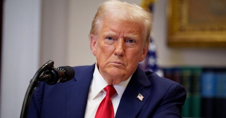 Трамп не только хочет закончить Дей. Он также аннулирует антидискриминационное правило эпохи гражданских прав.