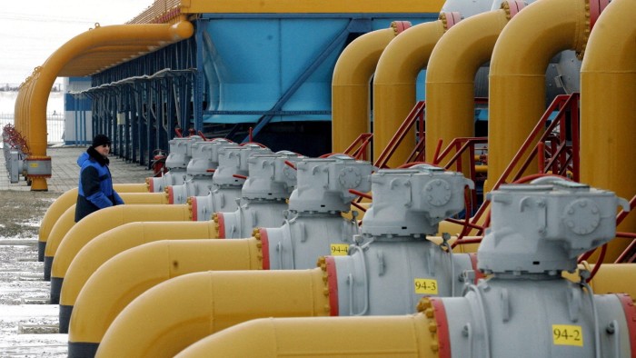 Дебаты в ЕС возвращаются в российский газ в рамках сделки с миротворцем в Украине