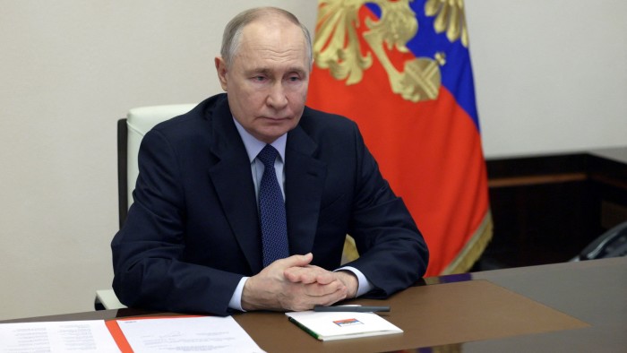 Путин позволяет Goldman Sachs покинуть Россию