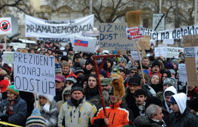 Как горилла сожрала демократию в Словакии – POLITICO