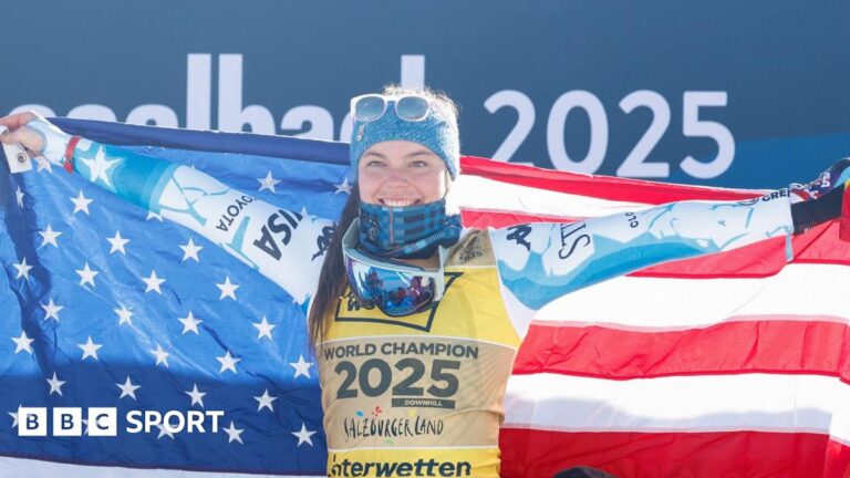 Alpine World Ski Championships: USA Breezy Johnson выигрывает женское гору в спуск после 14-месячного запрета