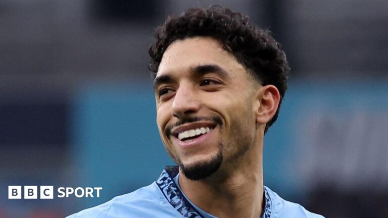 Омар Мармуш: Как египетский нападающий может забрать голы Man City Slack