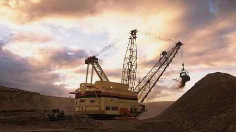 Glencore взвешивает перечисление в Великобританию в потенциальном ударе по лондонской фондовой бирже