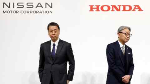 Honda сообщает о более высокой прибыли, поскольку она заканчивает переговоры о слиянии с Nissan