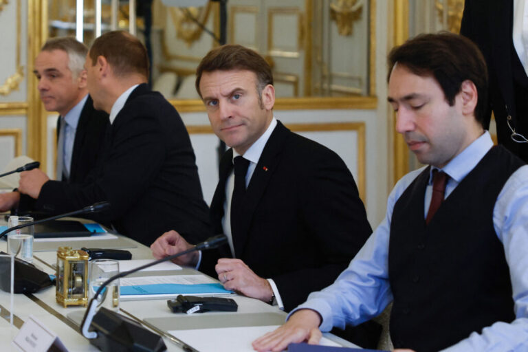 Комментарий Le Monde A Specify Plus S'en Faire et à Aimer l'Ia