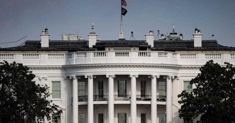 Чиновники Трампа планируют приостановить некоторые веб-сайты федерального правительства, чтобы убрать связанный с разнообразием контент