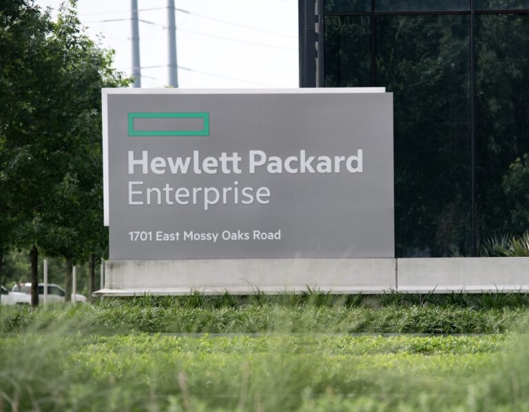 HPE начинает уведомлять жертвы о нарушении данных после взлома российского правительства