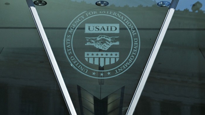 Будущее Агентство по оказанию помощи США сомневается после того, как веб -сайт станет темным, и чиновники посадили в отпуск