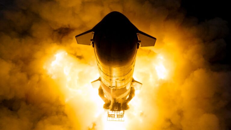 SpaceX говорит, что Starship Sellserabled после утечки пропеллета вызвал пожары и коммуникации Blackout
