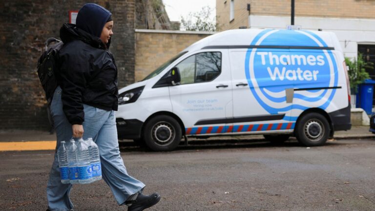 Инвестиционный гигант KKR План Advances Plan для Thames Water Rescue Bid | Денежные новости