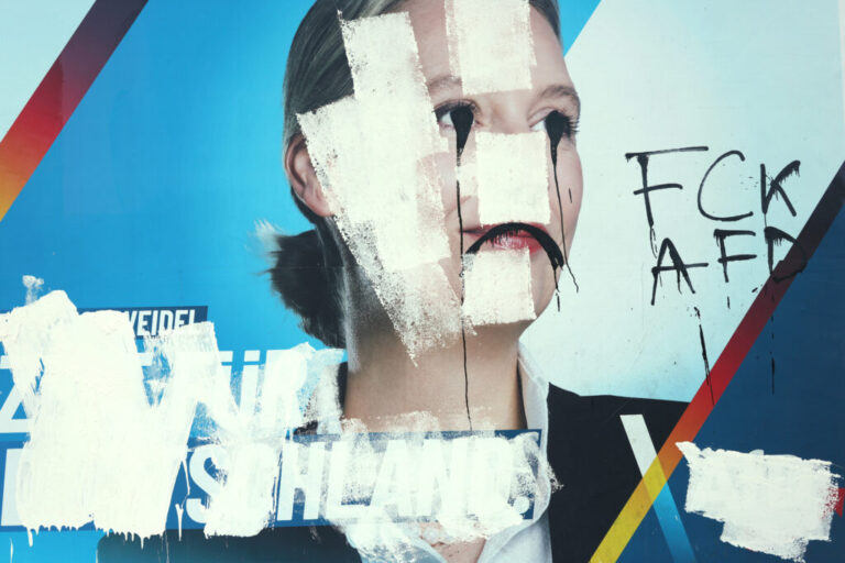 Пойдет ли крайне правый AFD через брандмауэр и принять власть? — Политик