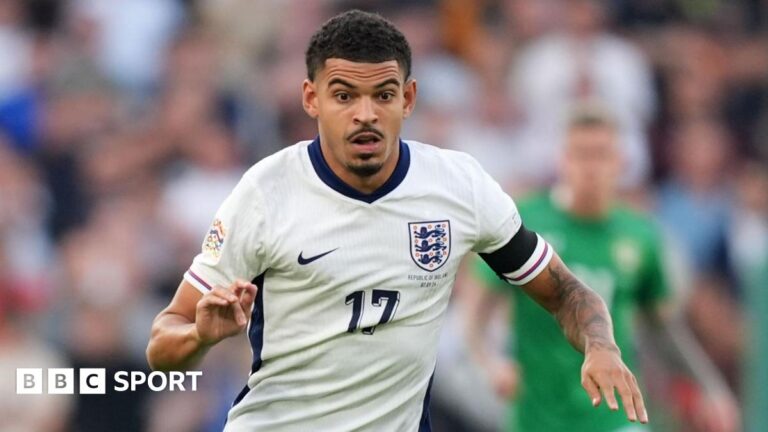Англия: Morgan Gibbs-White Praises «Невероятные» Томас Тучел, как полузащитник Ноттингем Форест, призван