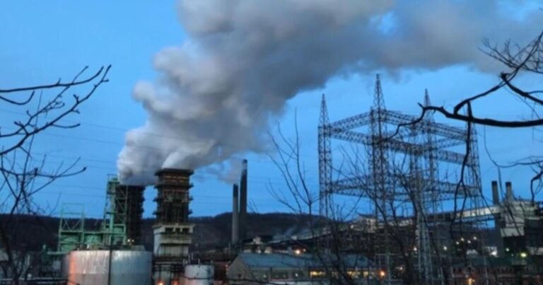 Бывший чиновник EPA реагирует на сокращения, откаты в регулировании