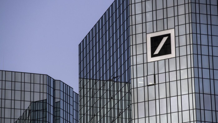 Deutsche Bank называет новый финансовый директор в последнем встряхи руководства