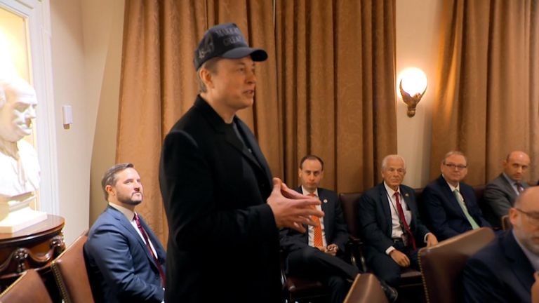 Встреча кабинета Трампа Сот Элон Маск говорит, что он получает «угрозы смерти»