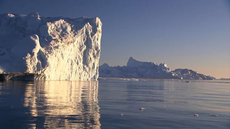 Температура в прошлом месяце была на 0,1 ° C выше записей, установленной в январе 2024 года.
