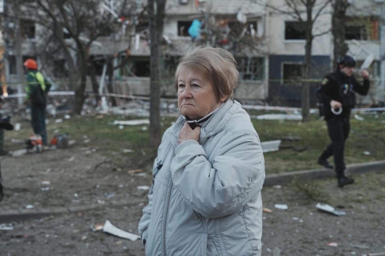 Последствия обстрела Харкива с баллистическими ракетами 
