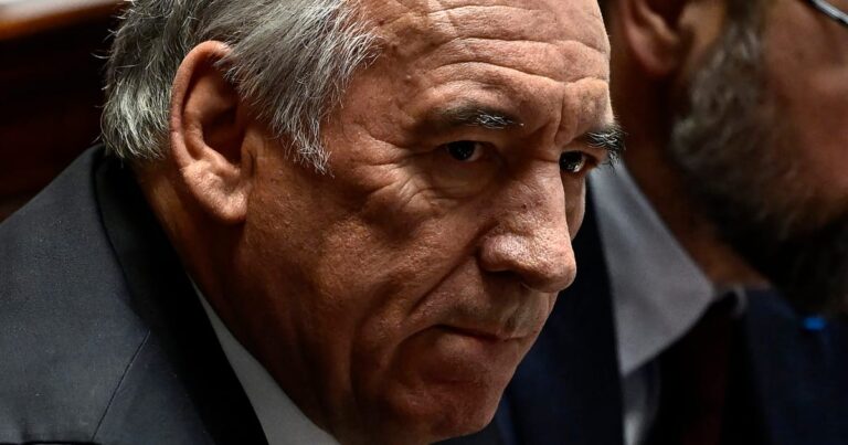 Французский PM Bayrou в «шоке» после того, как дочь подвергалась насилию на скандале с скандальными школами-Politico