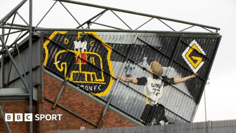 Dumbarton FC Deal согласилась выйти из администрации
