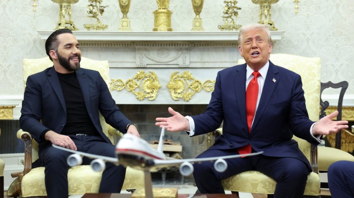 Трамп на полпути сделать Америку полицейским государством