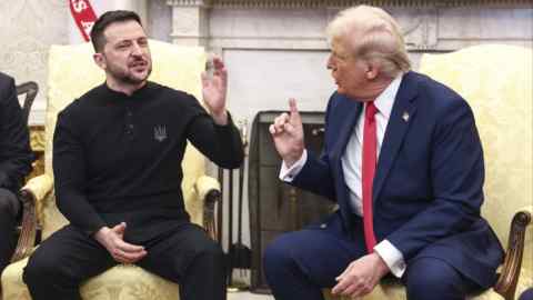 Президент США Дональд Трамп встречается с украинским президентом Володимиром Зеленски
