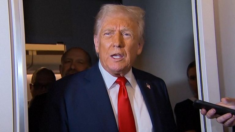Дональд Трамп говорит, что он был «разочарован» в Владимире Путина