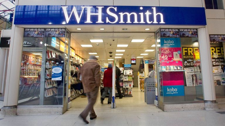 Расследование HMRC по поводу минимальной нарушений заработной платы, обнаружив, что Whsmith был худшим преступником 
