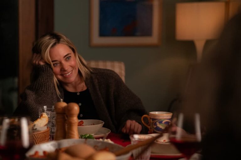 Netflix The Four Seasons актерский состав: Кто играет главную роль в новой минисериалах Тины Фей?