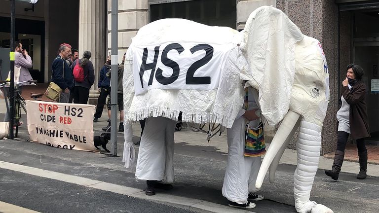 HS2