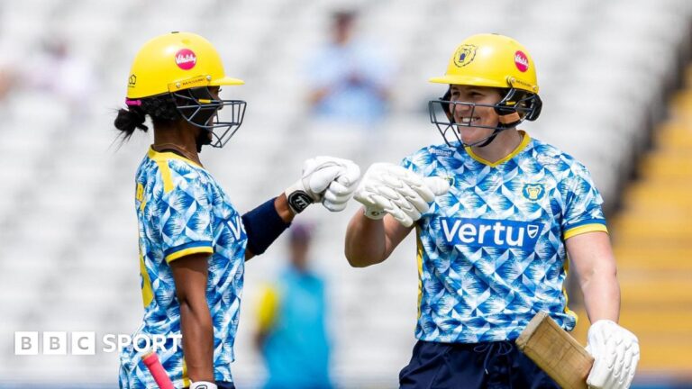 T20 Blast Women: Грейс Харрис поражает третье место в пятьдесят, когда медведь победил Дарем