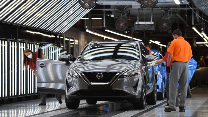 Nissan до 15% глобальной рабочей силы и почти вдвое количество растений