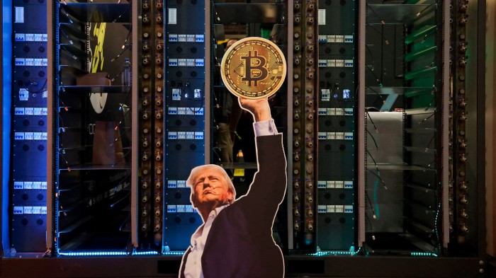 Crypto выигрывает чемпиона в Белом доме