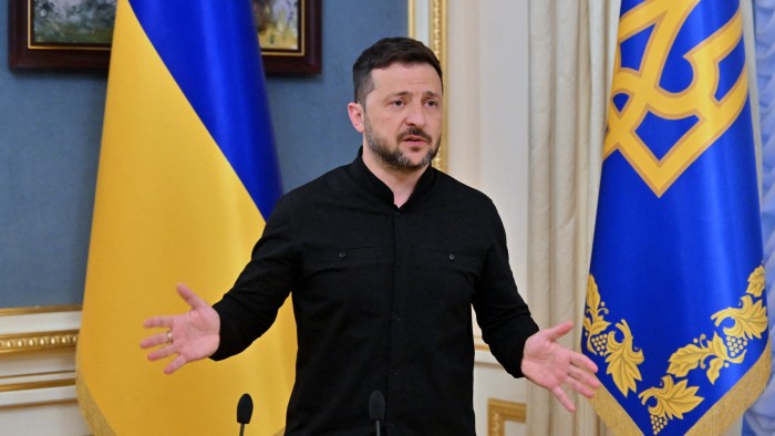 Европа гонки, чтобы держать Дональда Трампа вовлеченным в переговоры Украины-Руссии