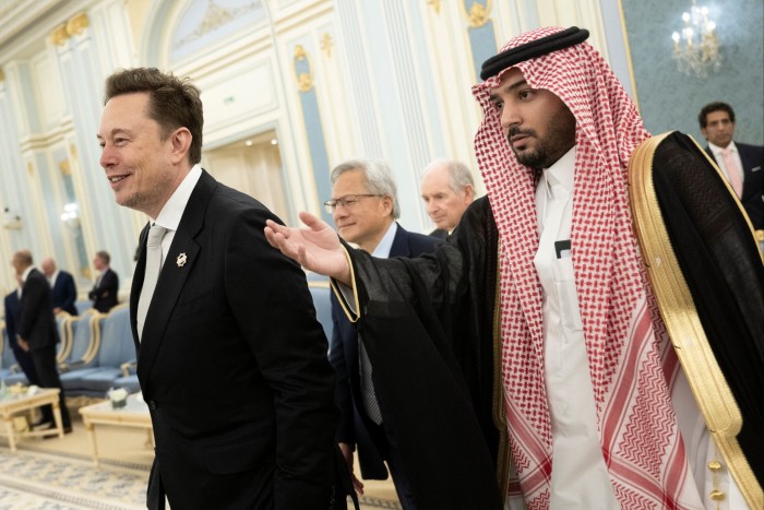 Саудовская Аравия и США согласны с сделками с ИИ и оборонами в размере 600 млрд долларов США