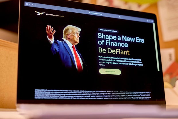 Чистый капитал семьи Трампа увеличился на 2,9 миллиарда долларов благодаря крипто -инвестициям, говорится в новом отчете